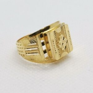 22k Circle Cluster Ring
