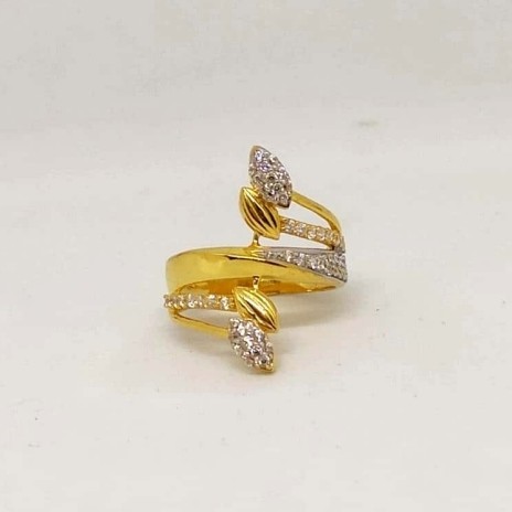 22 k Gold Fancy Ring. NJ-R01002
