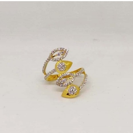 22 k Gold Fancy Ring. NJ-R0998