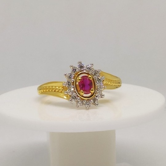 22 k Gold Fancy Ring. NJ-R0995