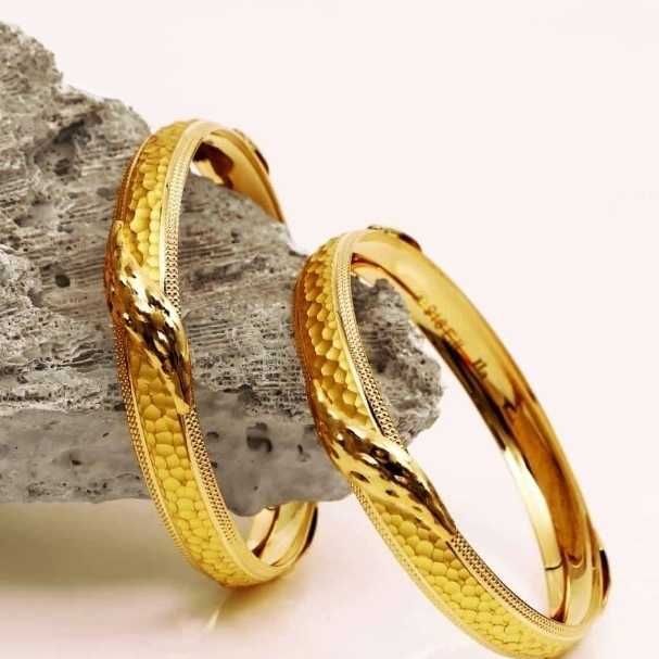 22 K Gold Fancy Bangles. NJ-B01002