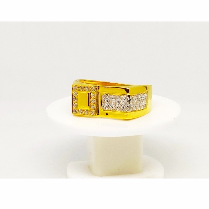 22 K Gold Ring. NJ-R0744