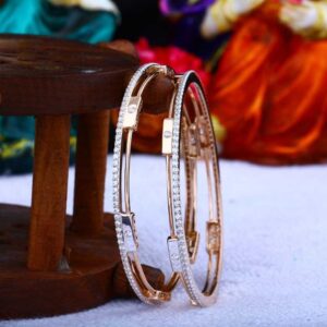18 K Gold Fancy Bangles. NJ-B0644