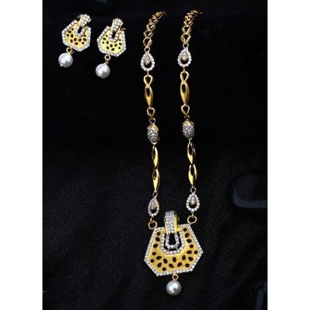 22 k gold fancy pendant set. nj-0614