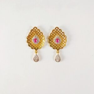 22 K Gold Flower Earring. NJ-E0304