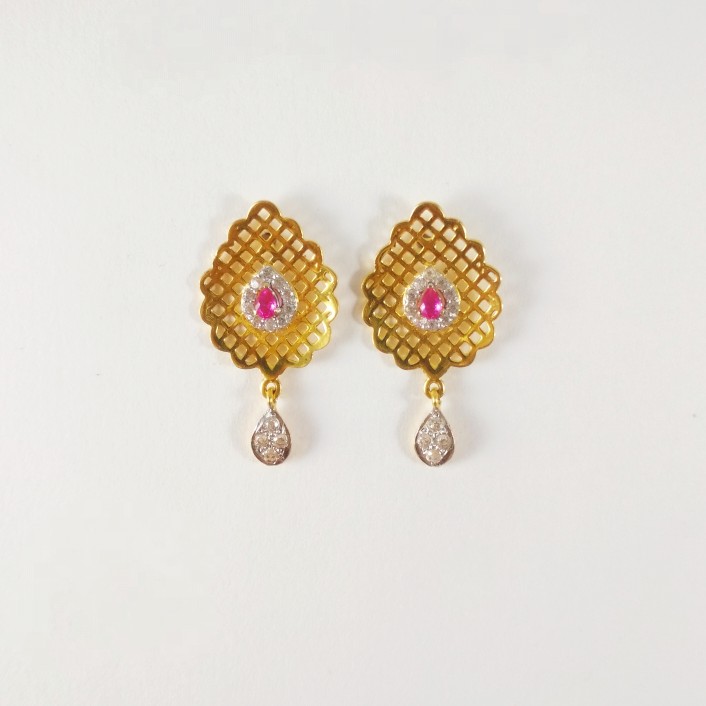 22 K Gold Flower Earring. NJ-E0304
