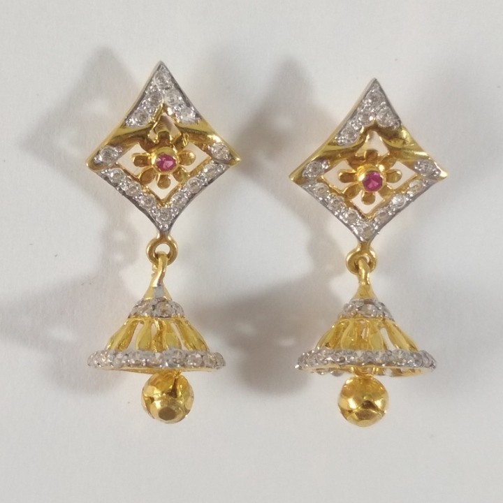 22 K Gold Fancy Earring. NJ-E0301