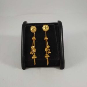22 k gold latkan earring. nj-e0209