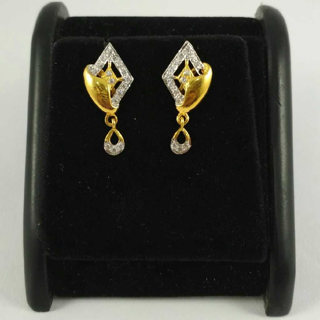 22 K Gold C Z Fancy Earring NJ-E0125