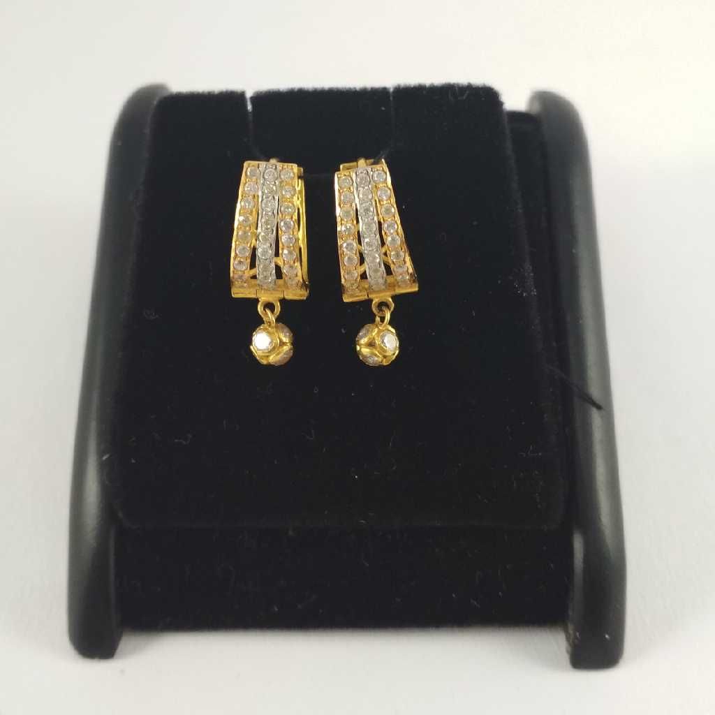 22 K Gold Fancy Earring NJ-E099