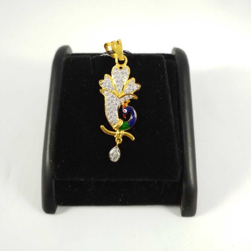 22 K Gold Peacock Pendant NJ-P092