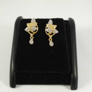 22 K Gold Diamond Earring. NJ-E089
