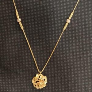 22K delicate pendent with fancy chain
