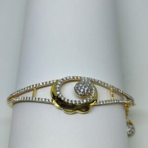22K Flower with diamond shape figurative bracelet