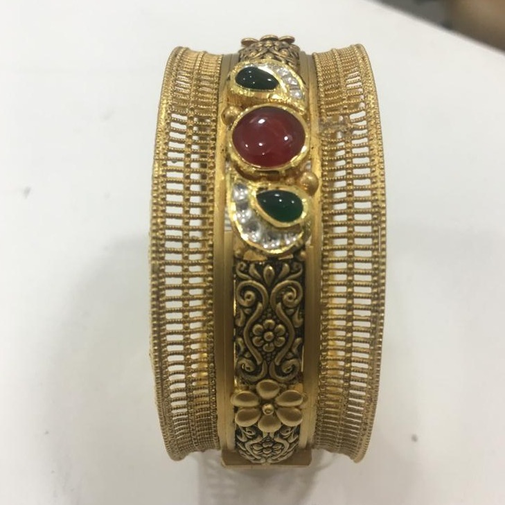 916 Gold Traditional Kada For Wedding KV-B001