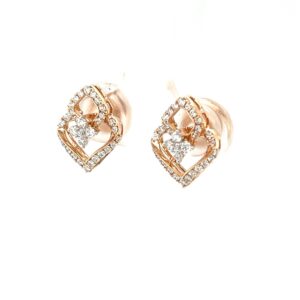 Enchanting Heart-Shaped Diamond Earrings A Symbol of Love