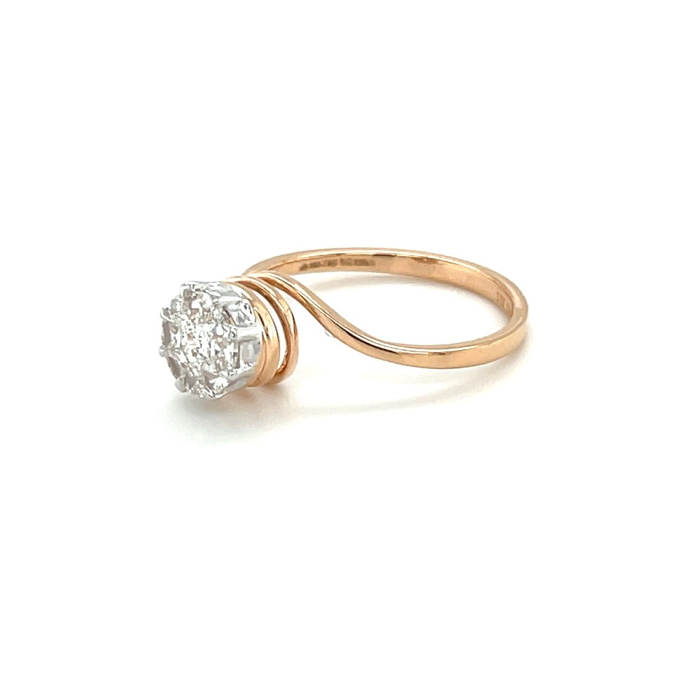 Sparkling Solitaire Diamond Engagement Ring in Eva Cut