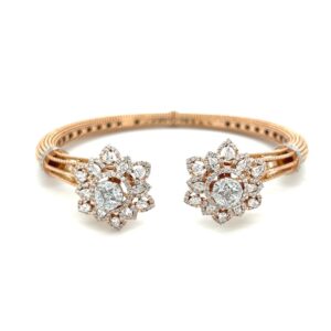 Designer Royale Diamonds Bracelet for Special Occasions