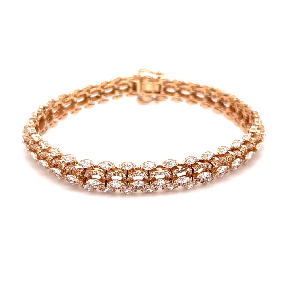 Tennis bracelet with marquise & round diamonds