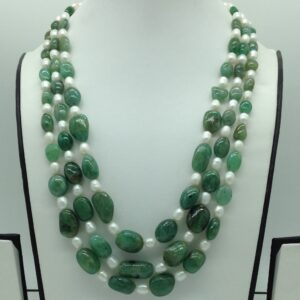 White Pearls with Green Emeralds Oval 3 Layers Necklace JPM0491
