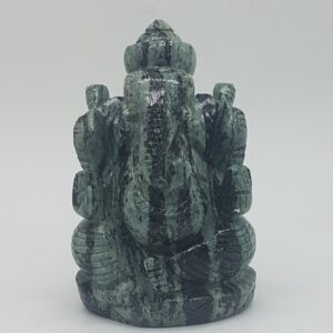 2750ct mixed green emerald-panna