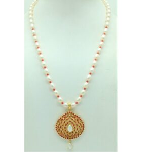Pearls and coral pendent set with 1 line oval pearls mala jps0686