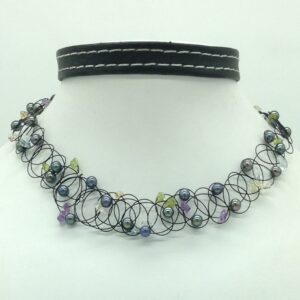 Black round pearls and semi precious stones elastic mala jpm0456