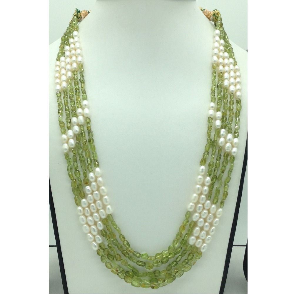 white oval pearls with peridots 5 layers necklace jpm0414