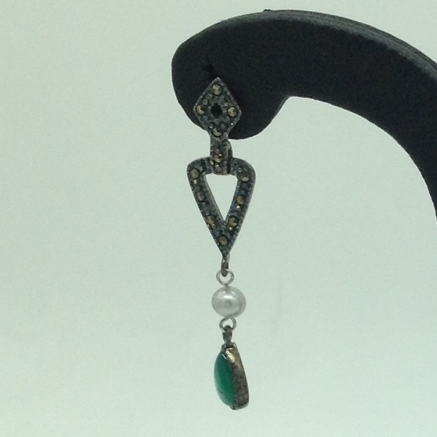 Pearl and Onyx Silver Ear Hangings JER0096 - Image 2