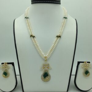 White,Green cz pendent set with 2 line flat pearls jps0635
