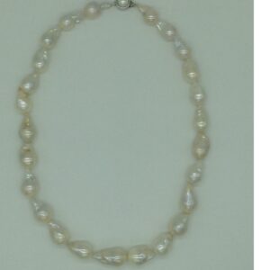 Freshwater White Oval Baroque Pearls 1 Layers Necklace JPM0367