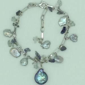 Freshwater grey pearls and aquamarine silver chain set jnc0093