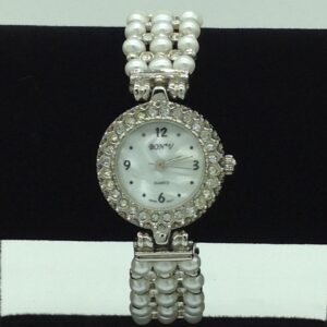Freshwater White Round Pearls 3 Layers Watch JBG0246