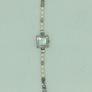 Freshwater White Round Pearls Watch JBG0229