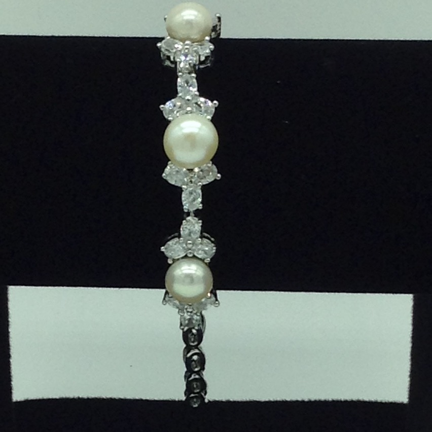 White Button Pearls And White CZ White Alloy Chain Bracelet JBG0209