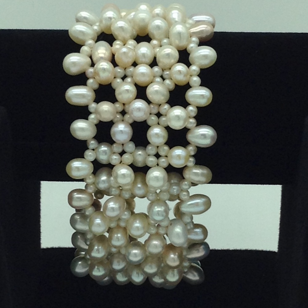 Cream Drop And Seed Pearls Jali Elastic Bracelet JBG0195