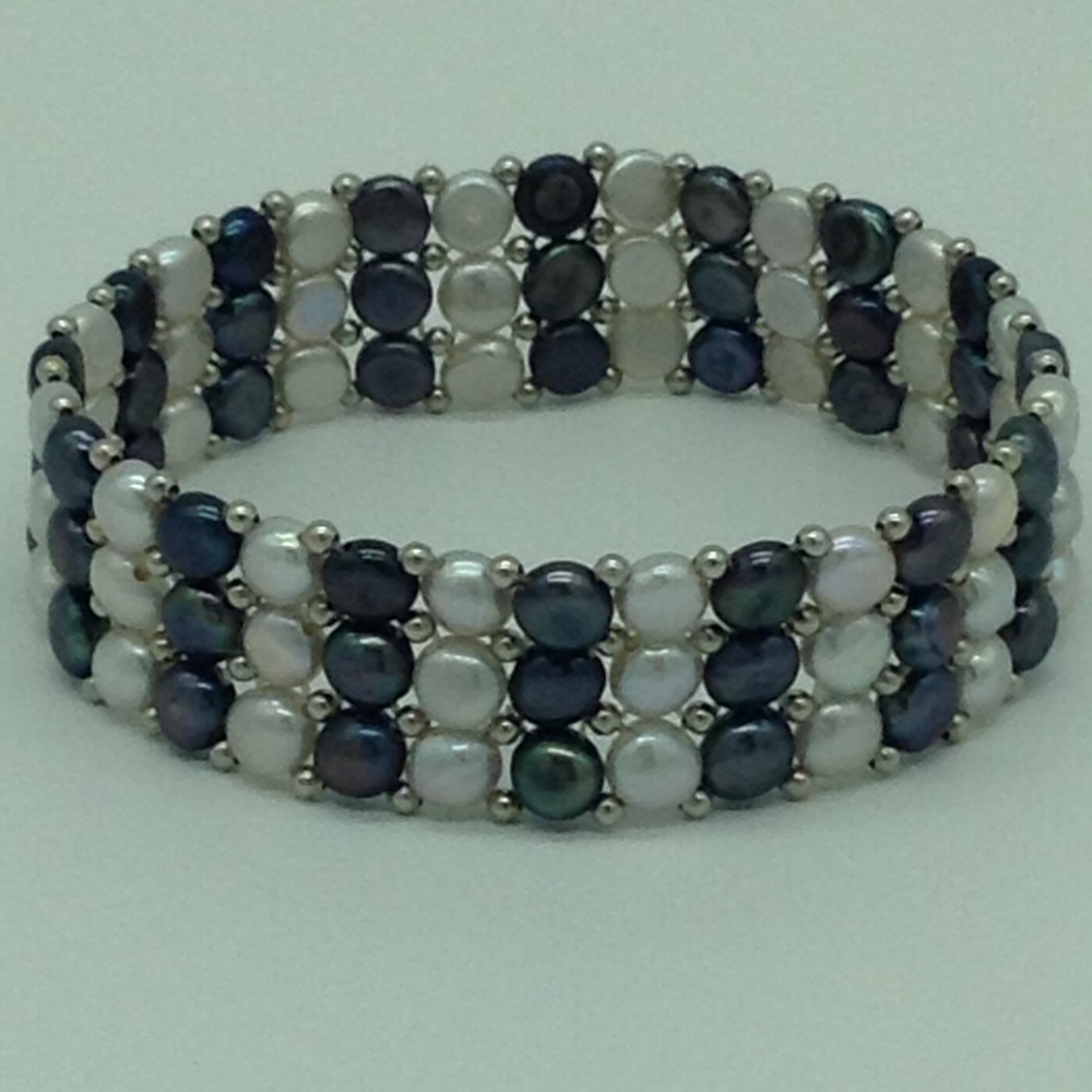 White And Black Button Pearls With White Jaco Balls 3 Layers Elastic Bracelet JBG0190