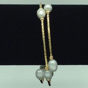 White Oval Pearls With Golden Pipe Alloy Spiral Bracelet JBG0187