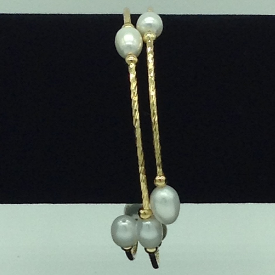 White Oval Pearls With Golden Pipe Alloy Spiral Bracelet JBG0187