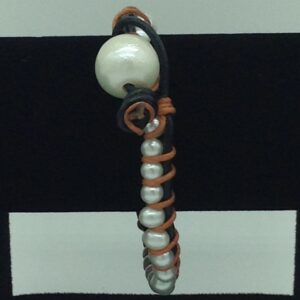 White Potato Pearls 1 Layer Black Tussi Bracelet JBG0165