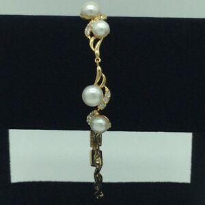 White Button Pearls And White CZ Golden Alloy Chain Bracelet JBG00153