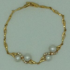 White Button Pearls And White CZ Golden Alloy Chain Bracelet JBG00153