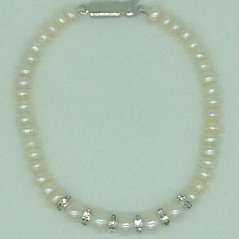White Flat Pearls With CZ Chakri 1 Layers Bracelet JBG0127