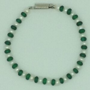 White Flat Pearls And Green Semi 1 Layers Bracelet JBG0111