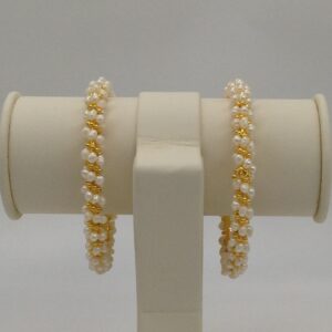 White flat pearls baldar bangles jbg0069
