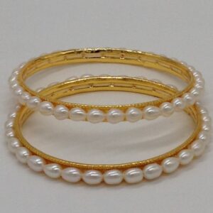 White Oval Pearls Bangles JBG0052