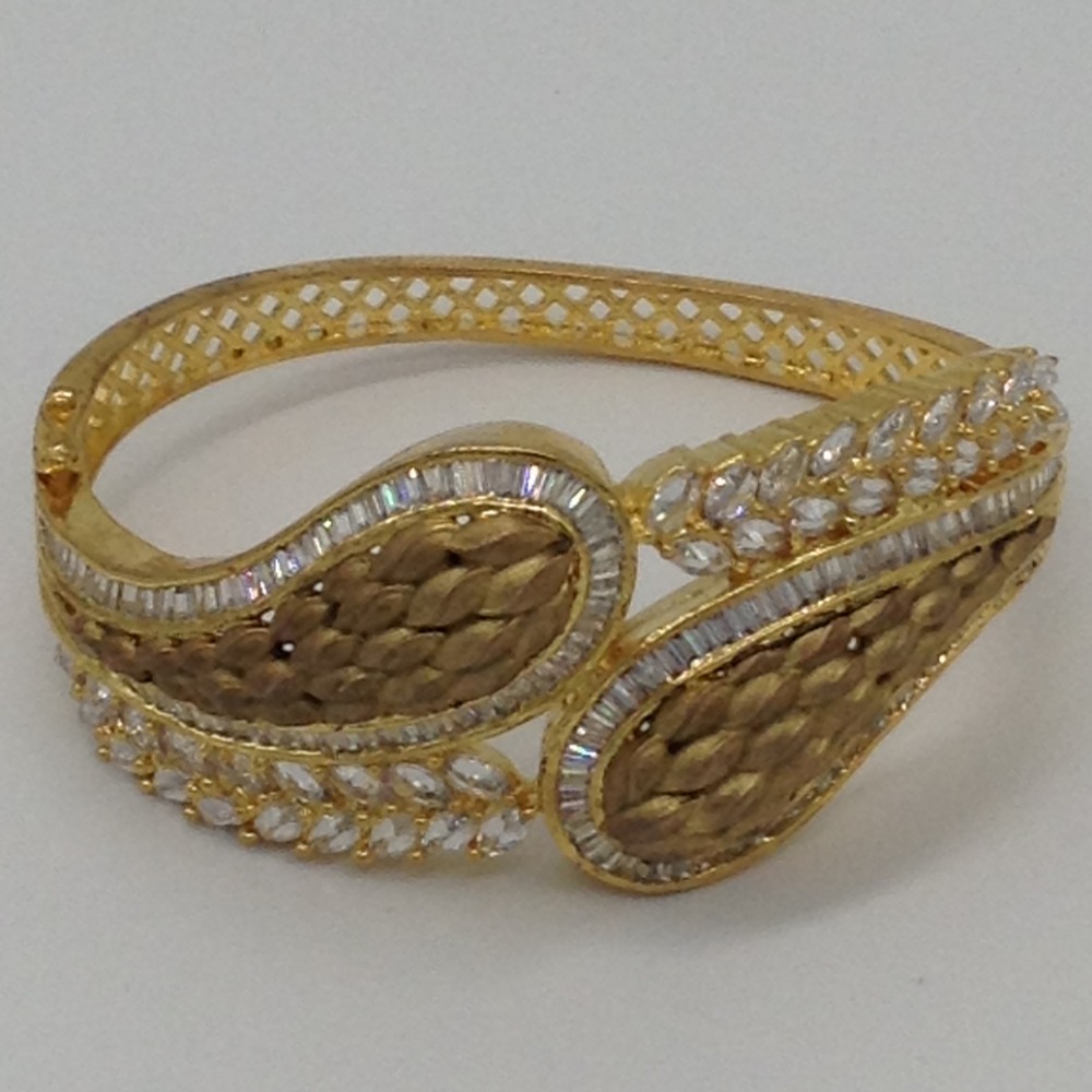 White CZ And Antique Openable Kada Bracelet JBG0047