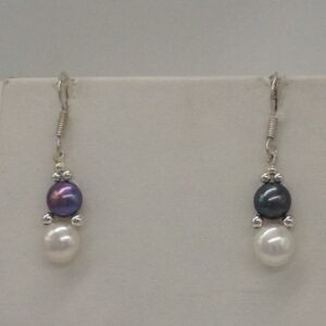 Freshwater White and Black Button Pearls 1 Lines Necklace set JPP1023