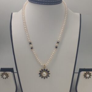 Black cz and pearls pendent set with flat pearls mala jps0145