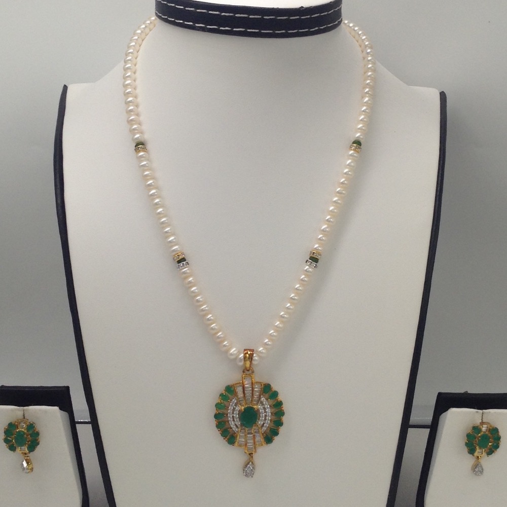 White,green cz pendent set with flat pearls mala jps0097